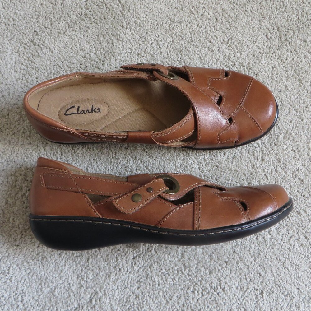 NEW Clarks Ashland India Womens Loafer/Shoes Size 8 Brown Leather #26069125